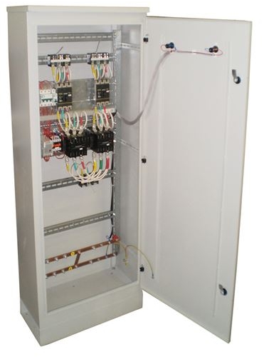 Шкаф автоматического включения резерва с автоматическим выключателем на вводе и наличием места под учет СОЭМИ ШАВР 3-160-2-У ПКУ